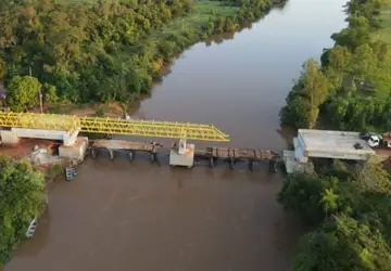Barbosinha celebra avanços na construção de ponte sobre Rio Dourados