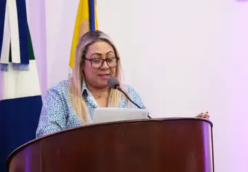 Tânia Cristina quer que Prefeitura de Dourados cumpra o piso nacional salarial da enfermagem 