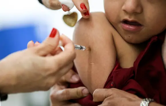 Campanha Nacional de Vacinação contra Poliomielite começa hoje